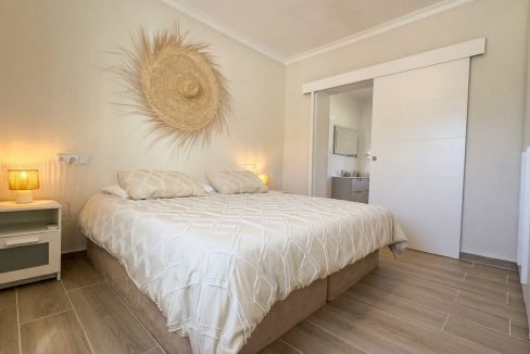 Ri982-Finca-Danny-Alora (4)