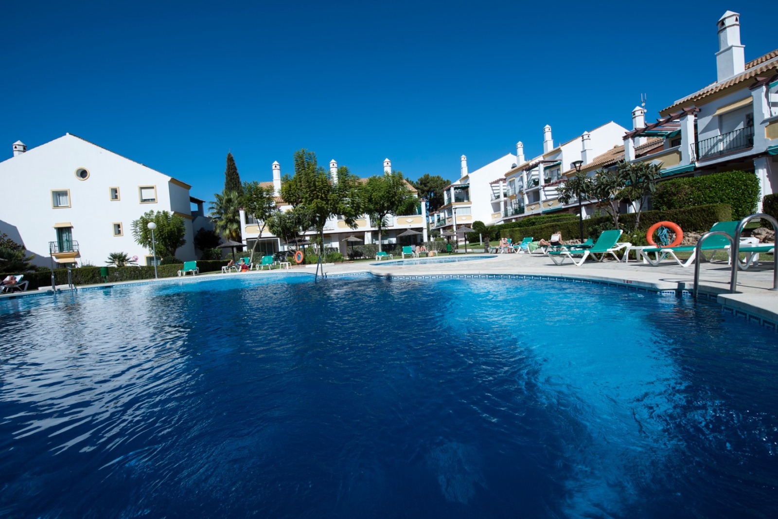 Ri 863 Two bedroom apartment in Riviera del Sol with pool and gardens – 2,500€