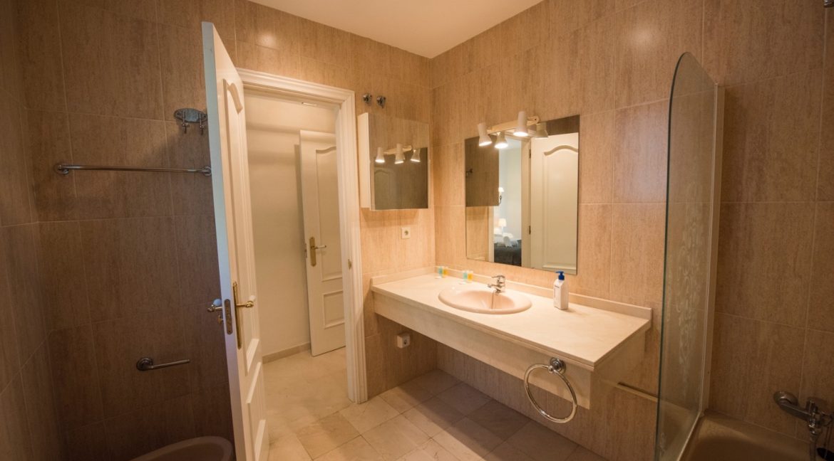 Ri863-Apt-Antonia-Riviera (11)
